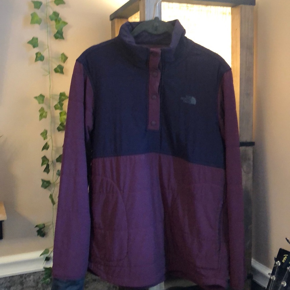 Northface Pullover with 1/4 cut buttons